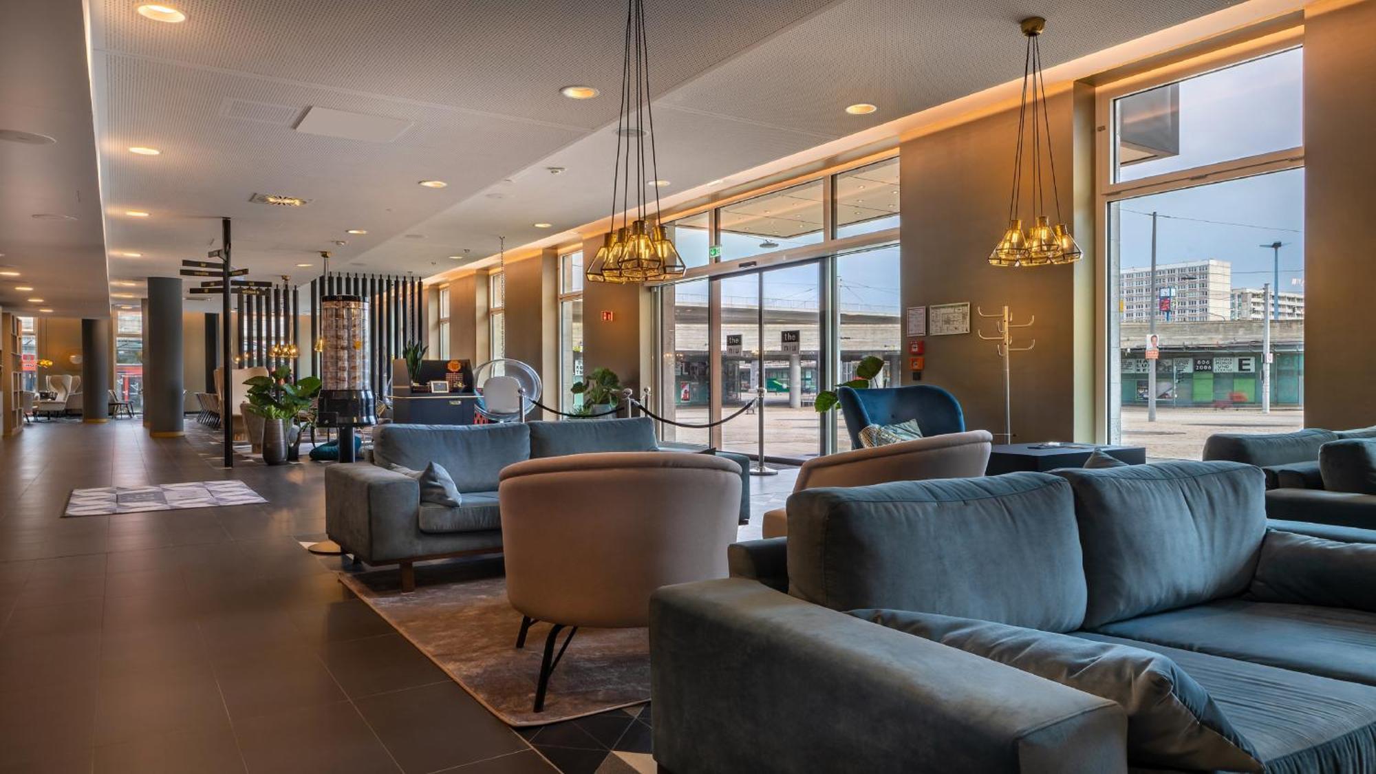Holiday Inn - The Niu, Ridge Halle Central Station By Ihg Exterior foto