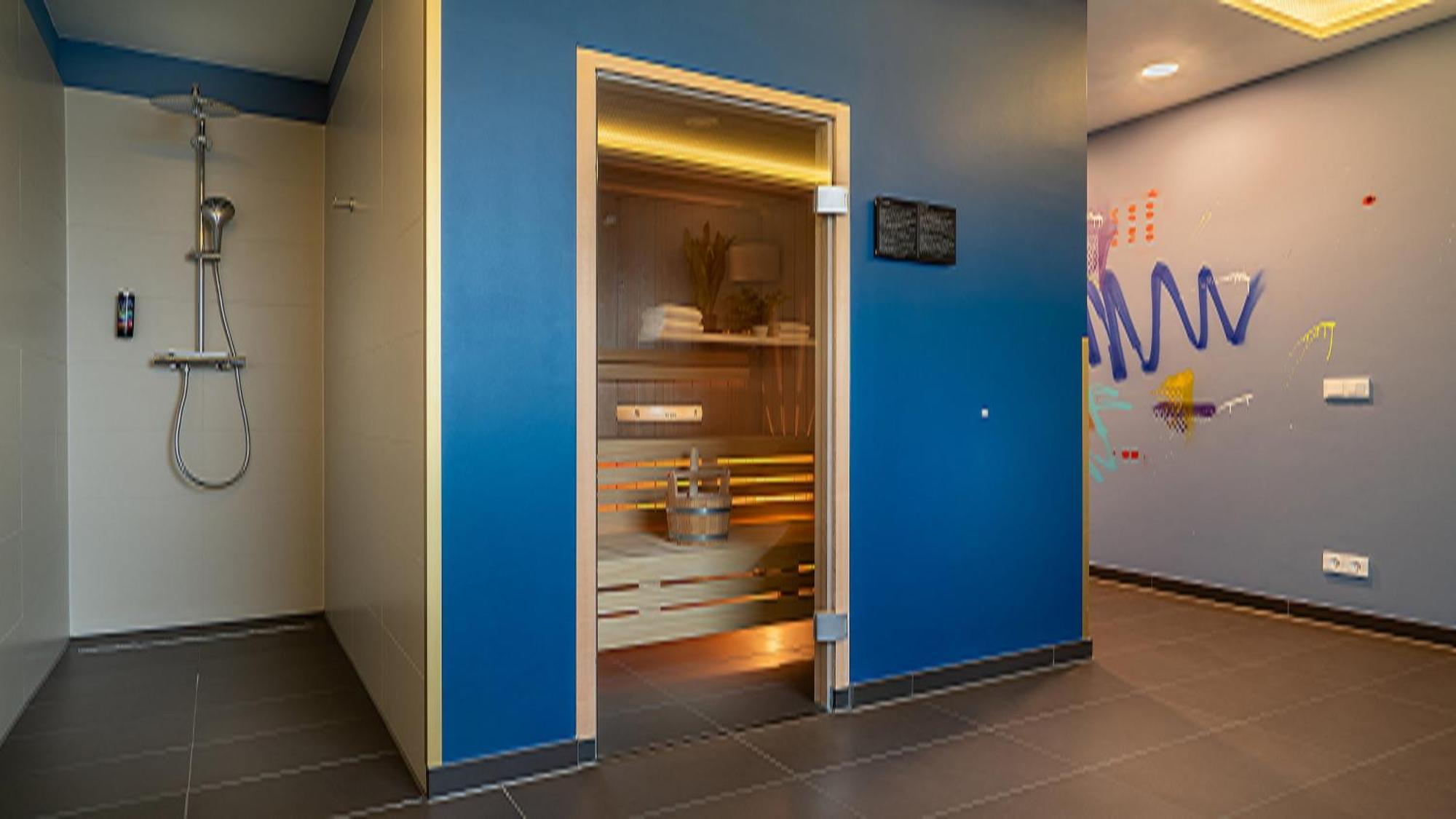 Holiday Inn - The Niu, Ridge Halle Central Station By Ihg Exterior foto