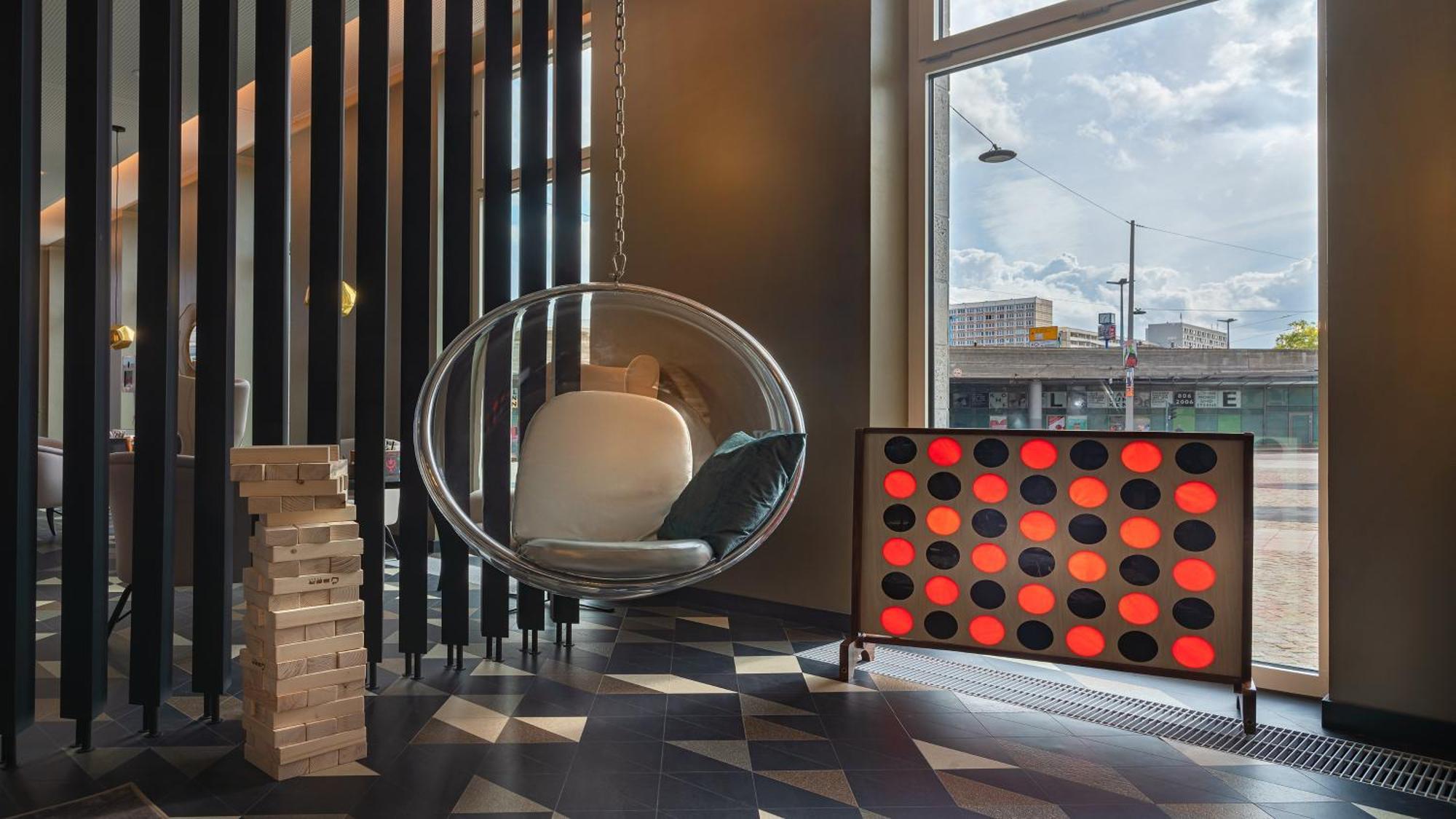 Holiday Inn - The Niu, Ridge Halle Central Station By Ihg Exterior foto